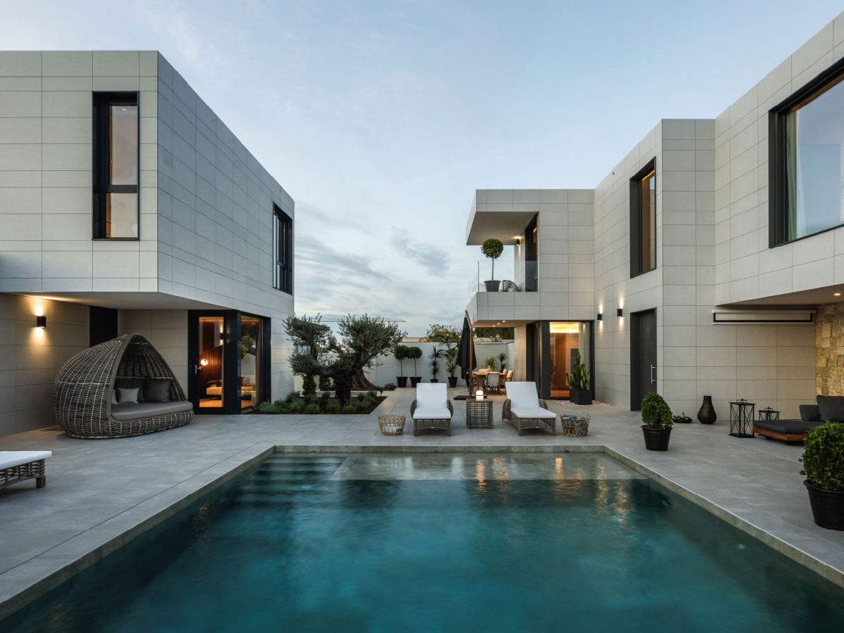 luxury-villa-pool-inhaus